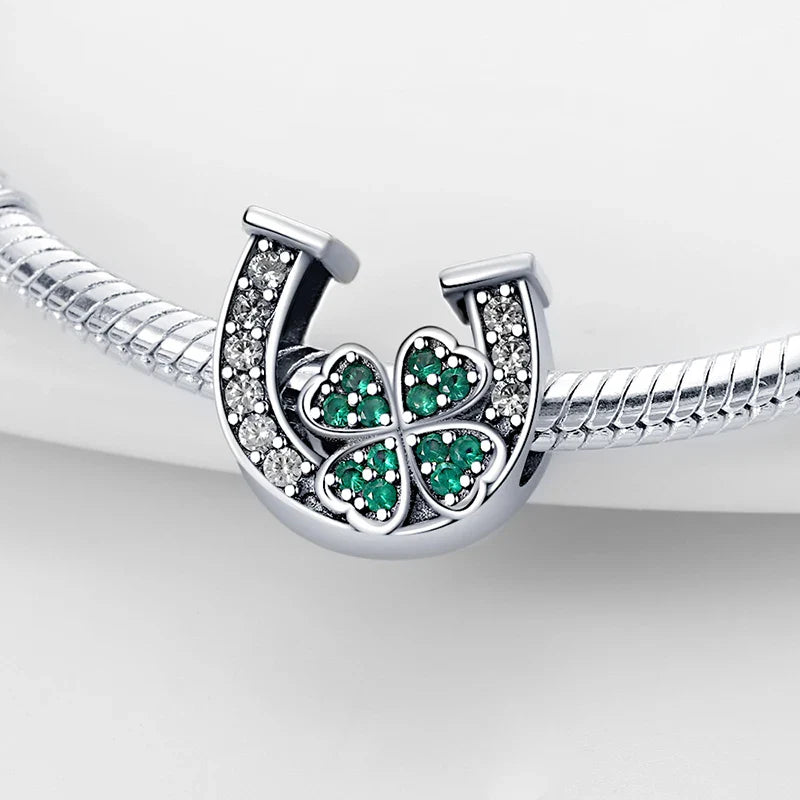 2024 Original New in Romantic Retro Classic Series Lotus Charm Beads Fits Pandach Bracelet Women 925 Silver Pendant Bead Jewelry